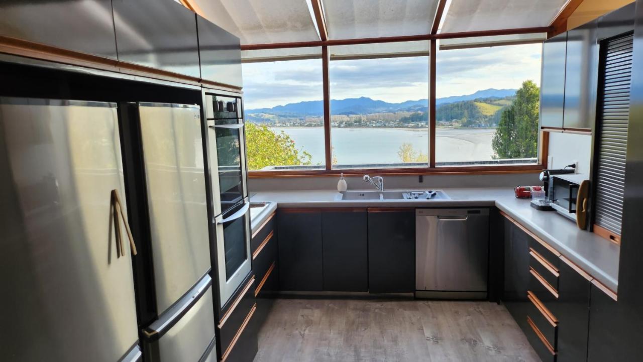 The Black Chalet Whitianga Exteriér fotografie